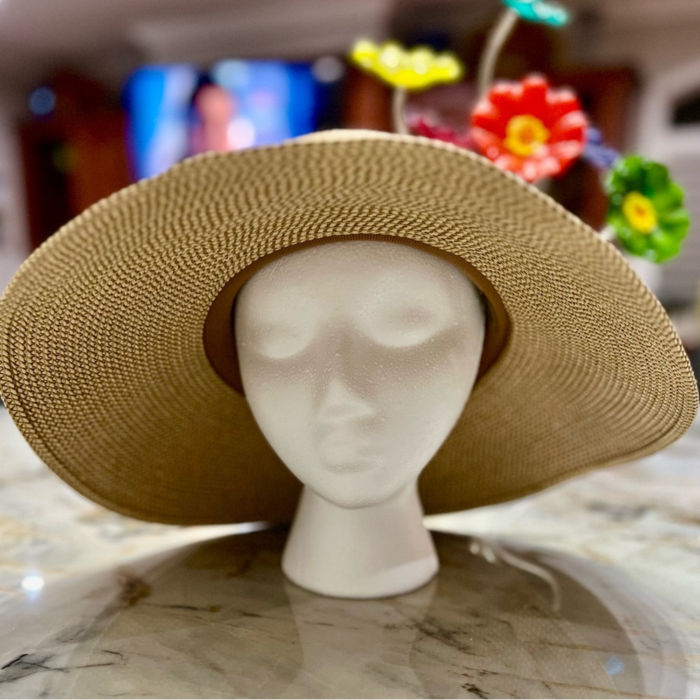 ERIC JAVITS HAMPTON STRAW SUN HAT